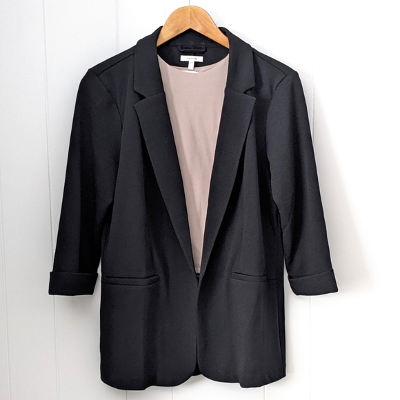 Black 3/4 Sleeve Blazer - Picture 3 of 8